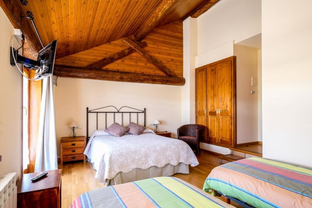 Cal Pascual Guest House Les Pereres Екстериор снимка