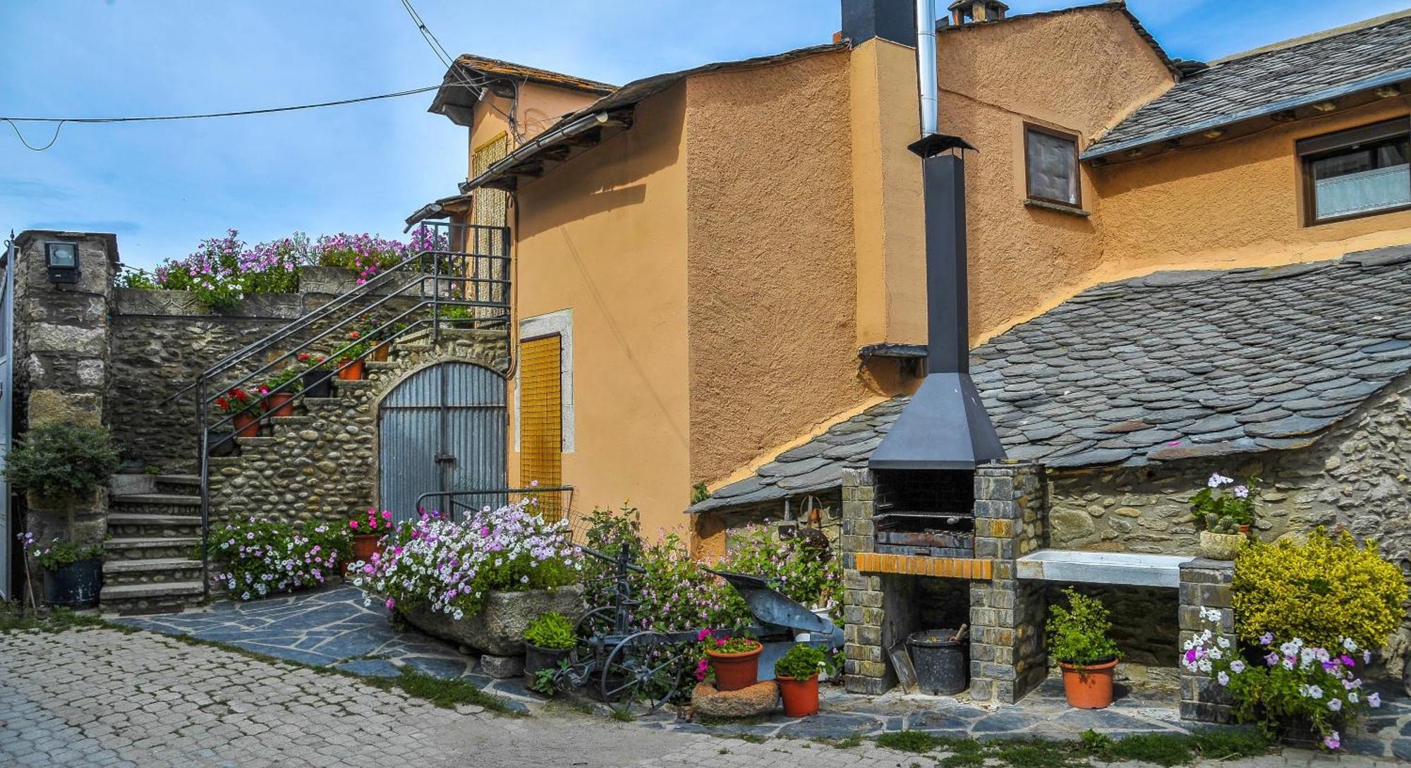 Cal Pascual Guest House Les Pereres Екстериор снимка